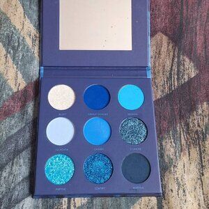 💙 Glamshop – Niebieski 2020 Eyeshadow Palette (Lightly Swatched)